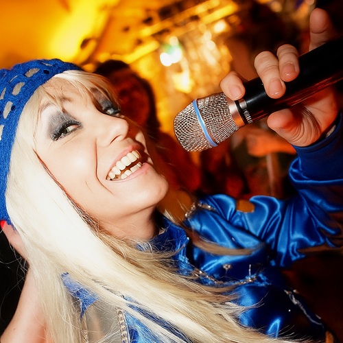 De Agnetha Lookalike
