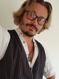 Een foto van de lookalike van Johnny Depp