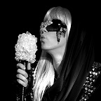 Een foto van de lookalike van Lady Gaga